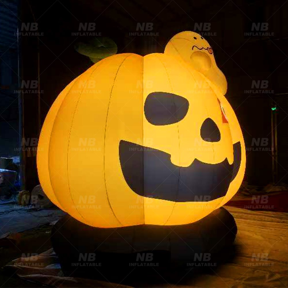 Zucca di Halloween Gonfiabile  - Halloween Pumpkin Decor Led recensione e prezzo